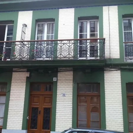 Centro Tranquilo Dos Banos Dos Patios *